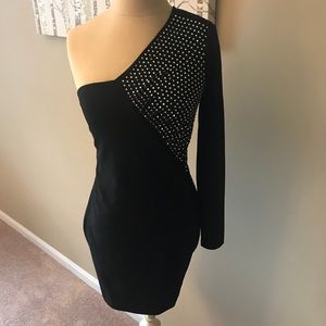 one shoulder dress